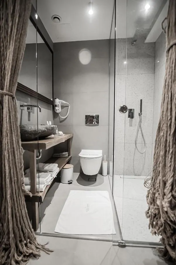 King'S & Queen'S Afitos - Suites With Private Pool