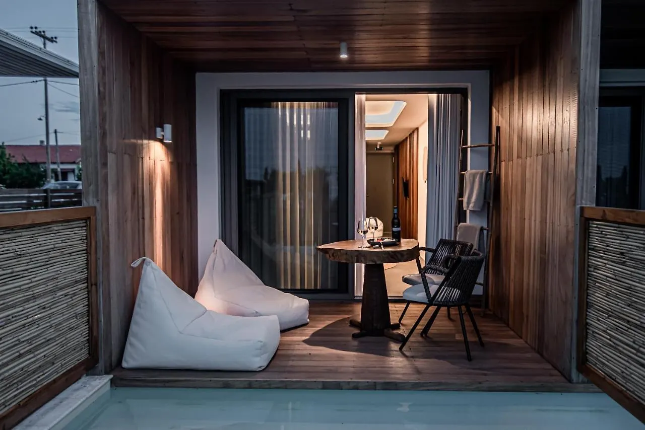 Aparthotel King'S & Queen'S Afitos - Suites With Private Pool